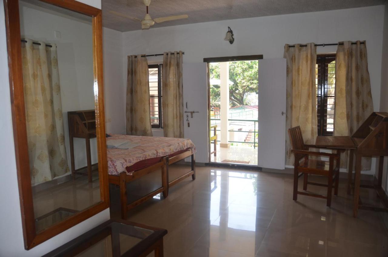 Arya Homestay Bougain Villa Gokarna (Karnataka) Exterior foto